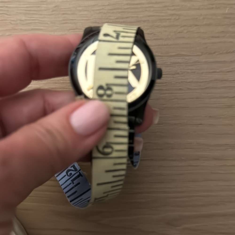 Mk Watch - image 5